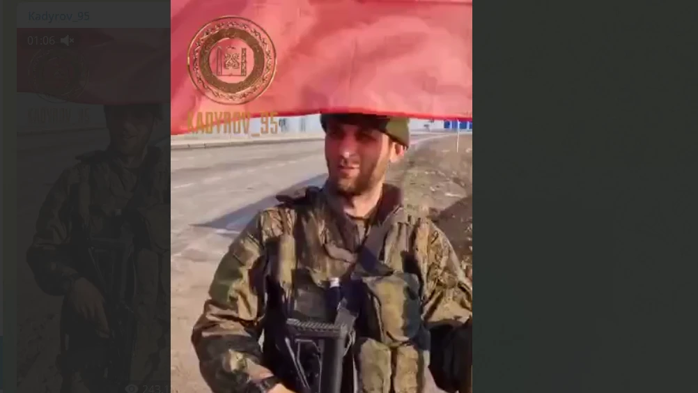 «Националисты покинули Николаевку от одной вести о приближении чеченцев» Кадыров показал видео водружения знамени РФ на очередном взятом рубеже 