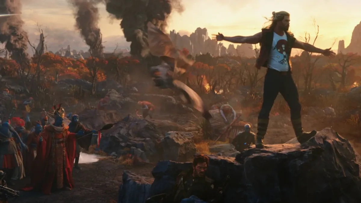 Студия Marvel выпустила первый тизер-трейлер фильма «Тор: Любовь и Гром». О чем он