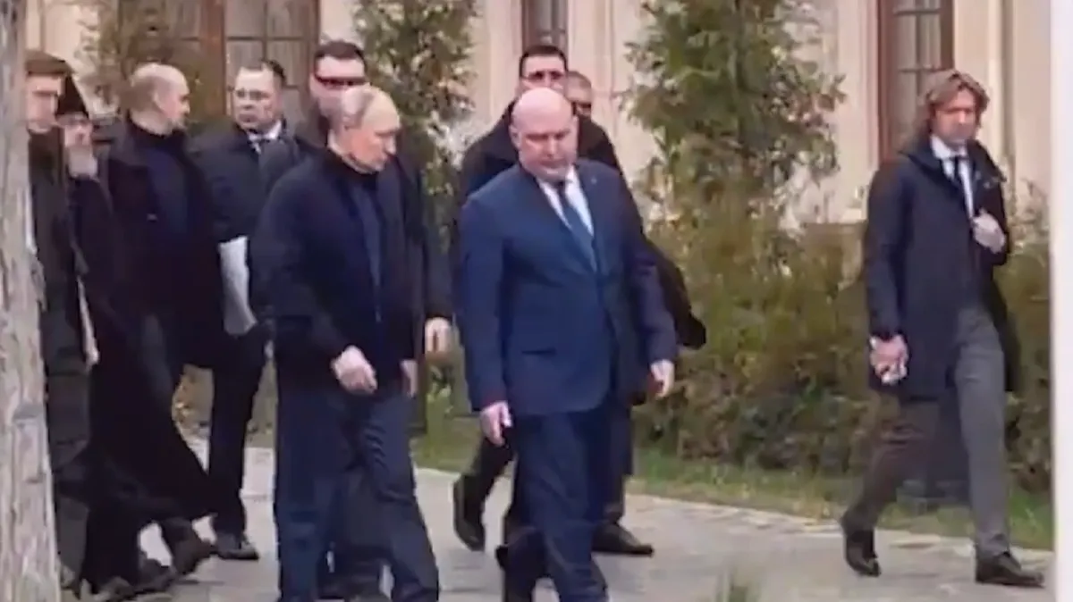 Путин прилетел в Крым в годовщину воссоединения полуострова с Россией