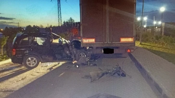 В Новосибирске произошло смертельное ДТП с фурой и Toyota RAV4: 45-летняя пассажирка Toyota умерла на месте