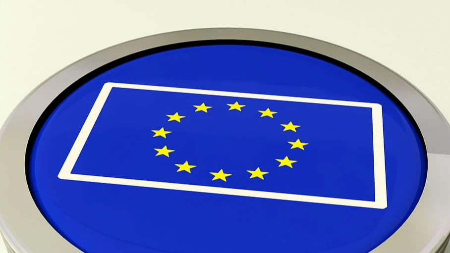 ЕС сдался и готов платить за газ в рублях, как и хотел Путин. Европейская комиссия дала «добро» на рублевые платежи 