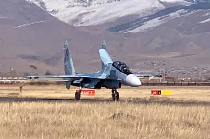 Ущерб от крушения истребителя Су-30 на учениях в Тверской области составил свыше 1 млрд рублей, подсчитали в Минобороны