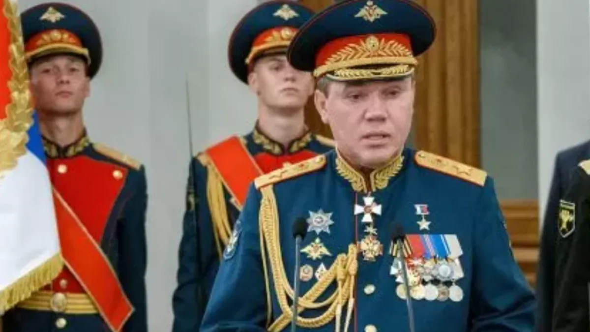 Песков объяснил назначение Герасимова главой российской группировки войск на Украине
