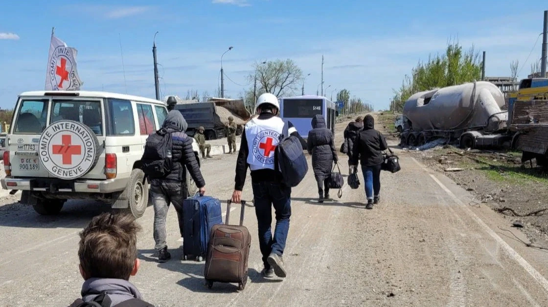 Началась третья эвакуация людей из «Азовстали», ее проводит ООН
